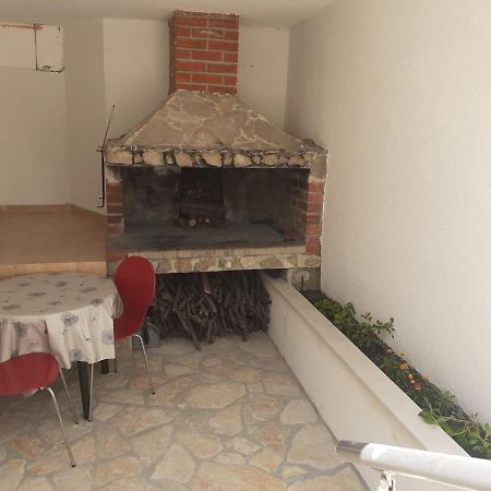 Apartments Slavica Bol Ngoại thất bức ảnh