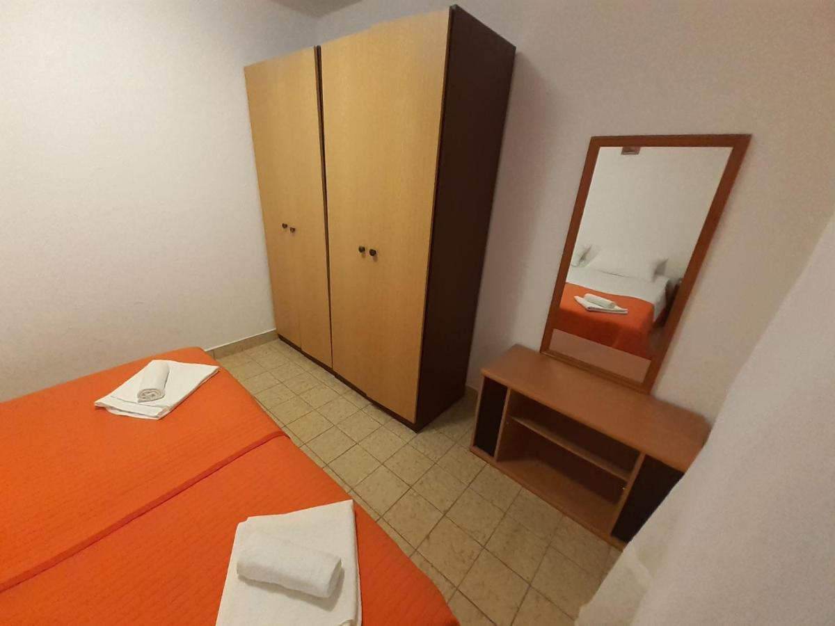 Apartments Slavica Bol Ngoại thất bức ảnh